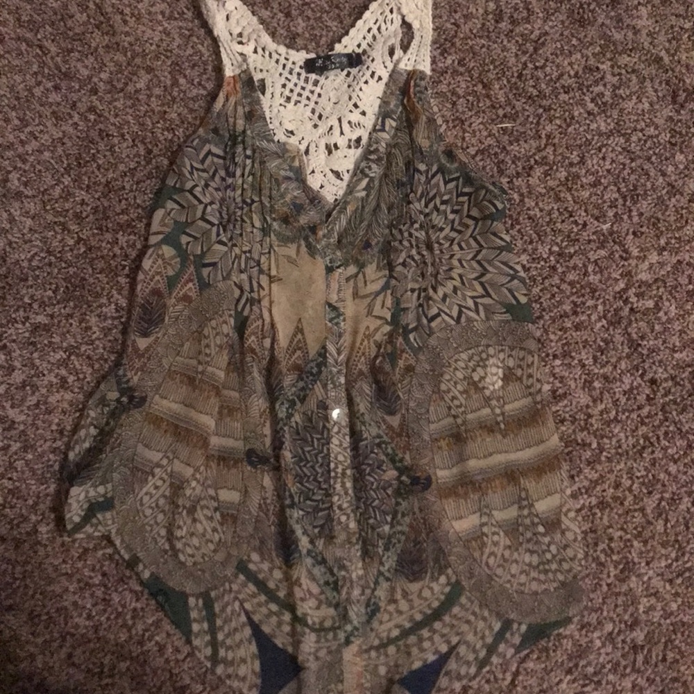 Peacock tank